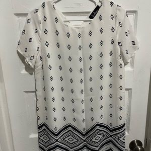 Lulus blue and white patterned top size S